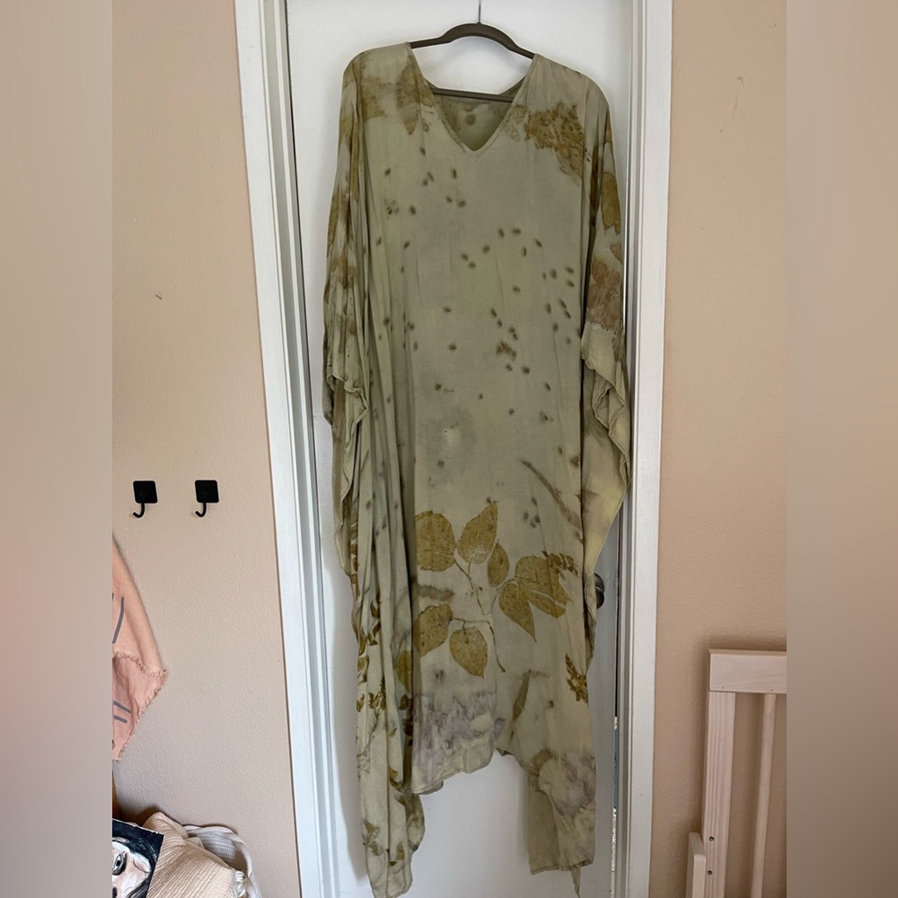 Long green cotton caftan from Thailand